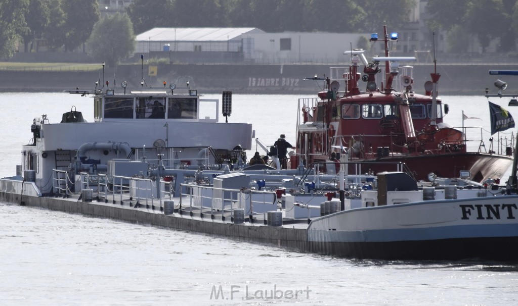 Schiff 1 Koeln in Hoehe der Koelner Zoobruecke P105.JPG - Miklos Laubert